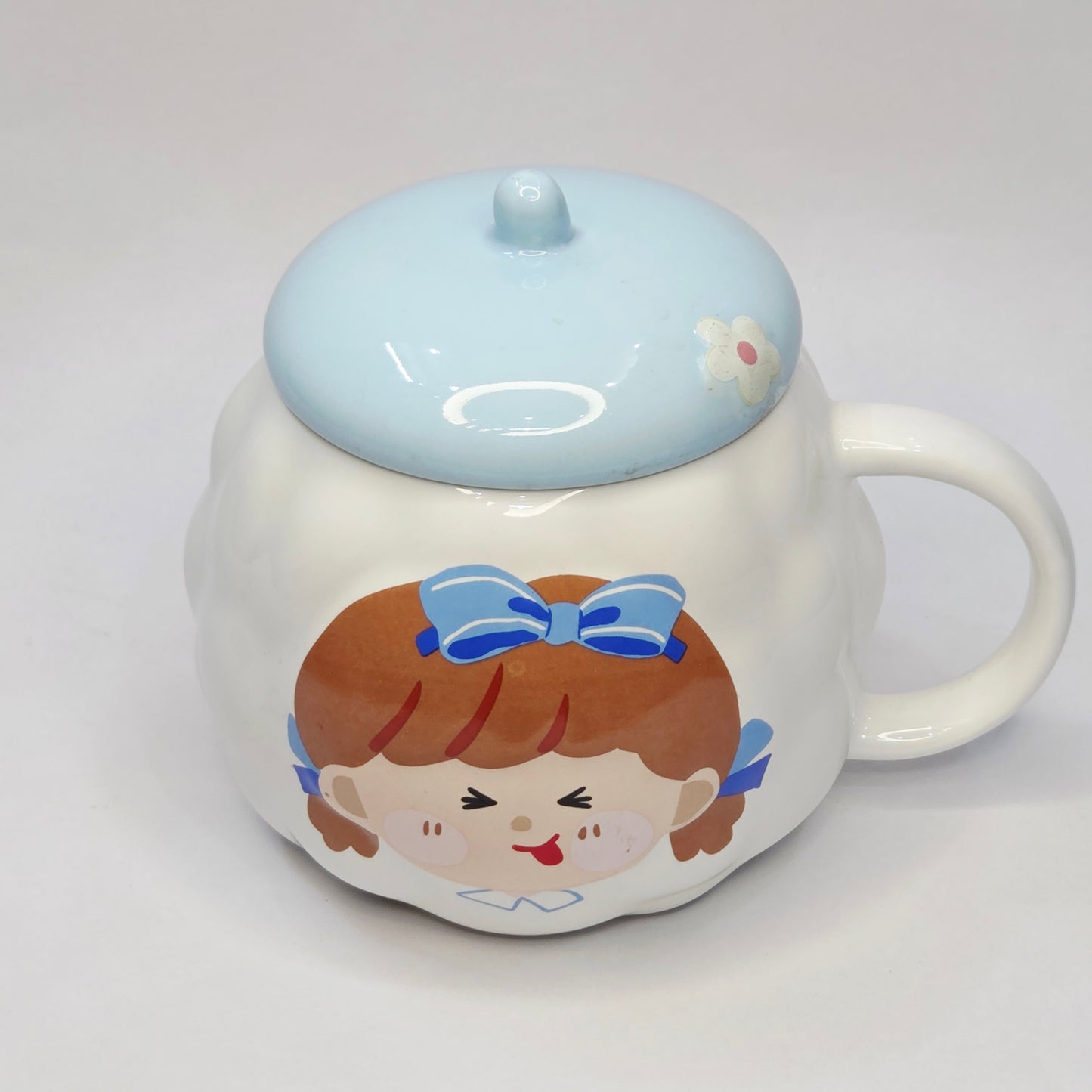 Luxury Ceramic Mug with Lid – Cute Blue Bow Girl Design | Premium Aesthetic Coffee Cup for Women & Gifting