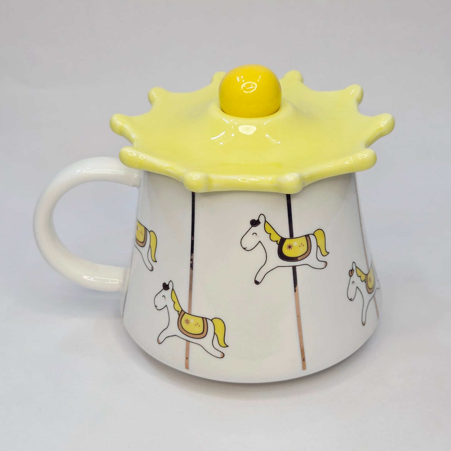Ceramic Carousel Mug Set – With Lid & Spoon | Premium Designer Mug for Tea, Coffee & Gifting